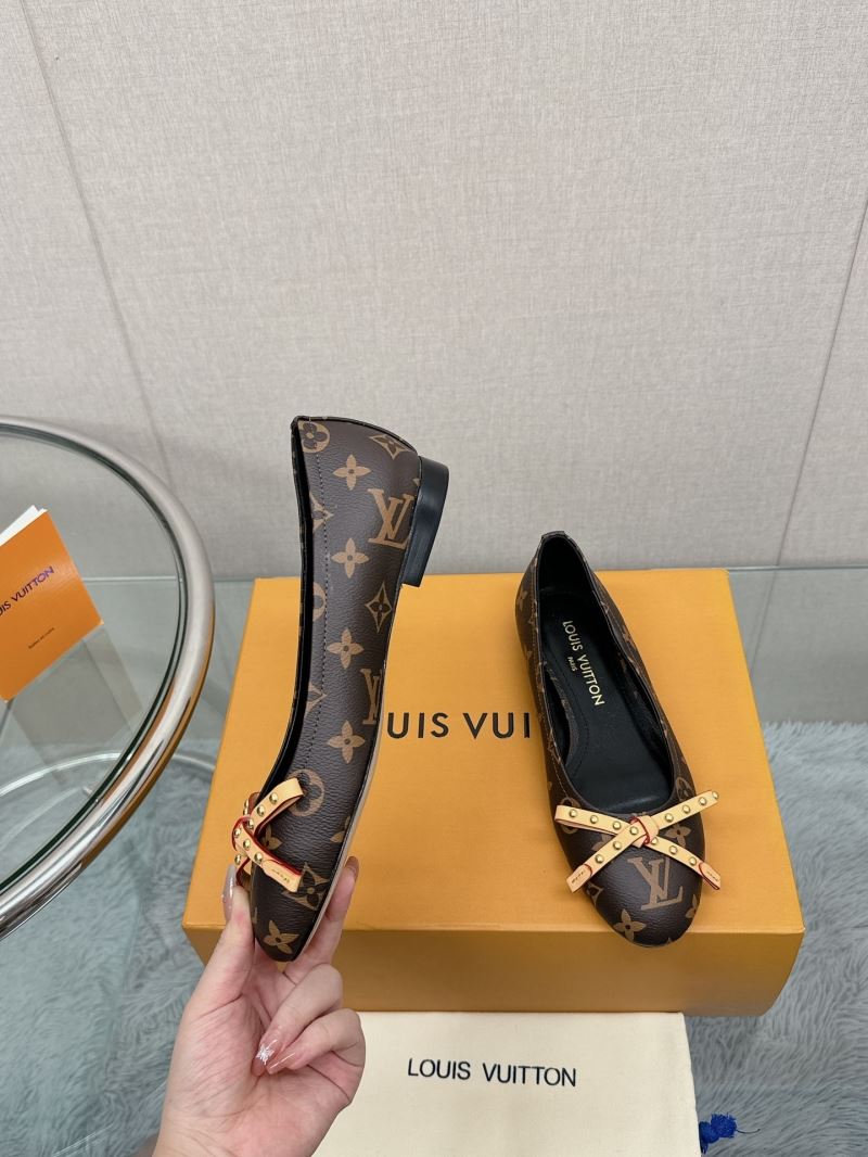 Louis Vuitton Flat Shoes